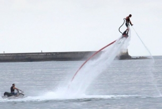  Bautismo de Flyboard en 64